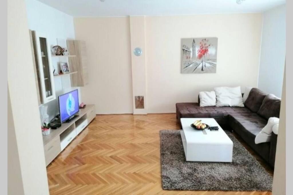 Apartment Zorika Near The Beach Pula Ngoại thất bức ảnh